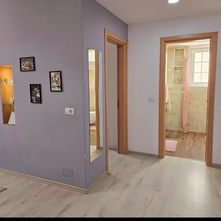 Grace's Centre Shkoder