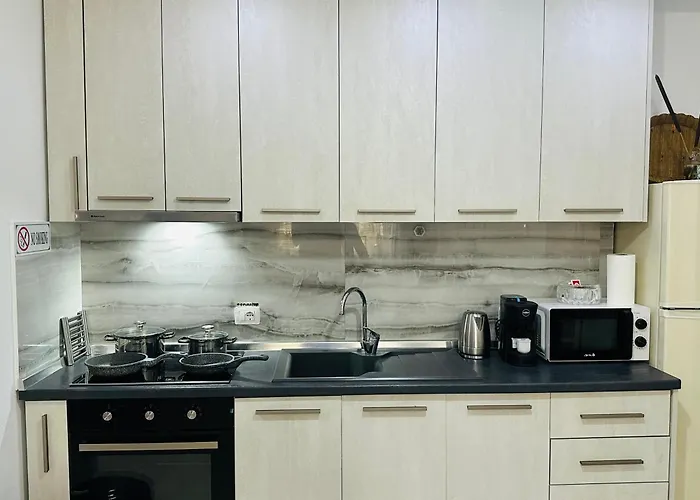 Grace's Centre Шкодер